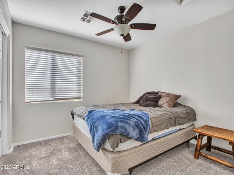 08-Bedroom-(1)