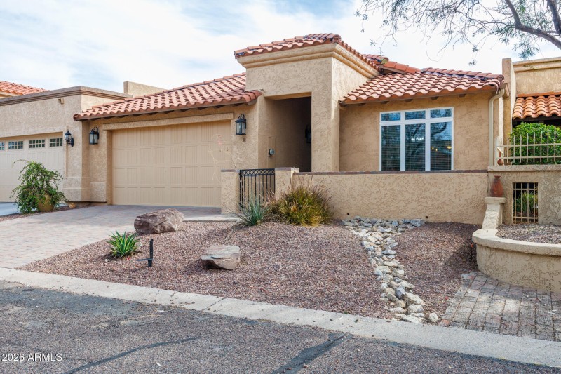 946 E Kortsen Unit 2 - Front Right