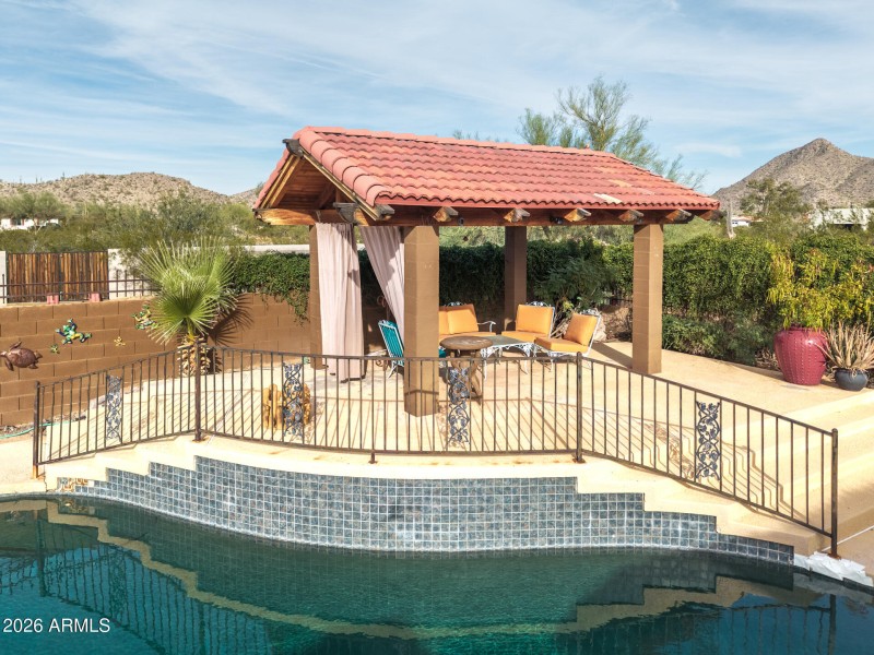 9125 N Paseo Palo Verde - UAS Gazebo