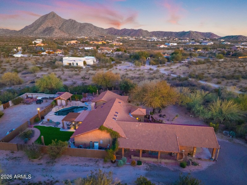 9125 N Paseo Palo Verde - UAS Twilight L