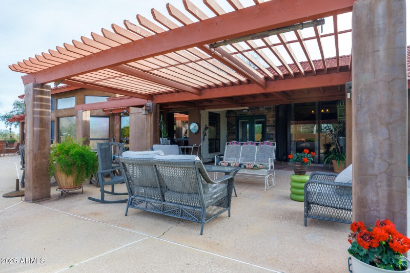 9125 N Paseo Palo Verde - Pergola Close