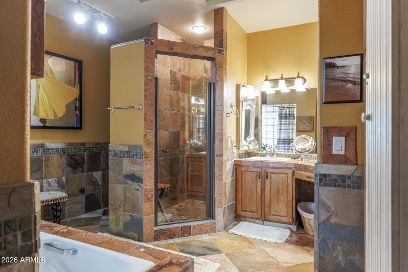 9125 N Paseo Palo Verde - Primary Bath