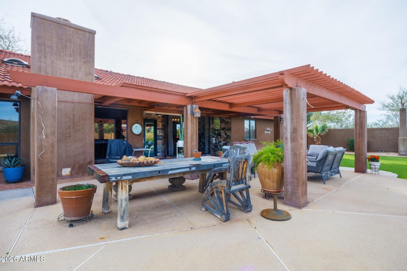 9125 N Paseo Palo Verde - Pergola Left