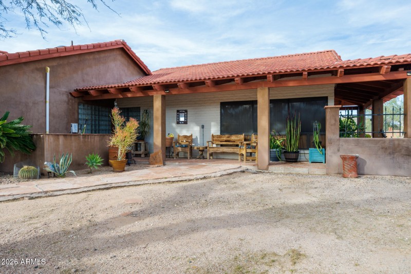 9125 N Paseo Palo Verde - Side Patio
