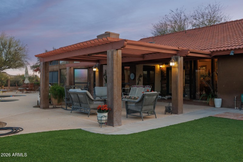 9125 N Paseo Palo Verde - Twilight Back