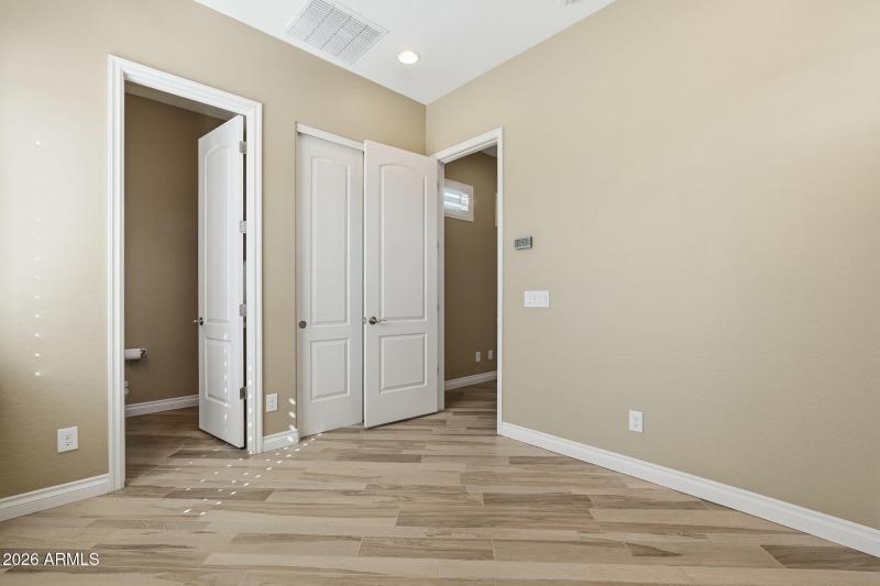 CASITA BEDROOM W PRIVATE BATHROOM