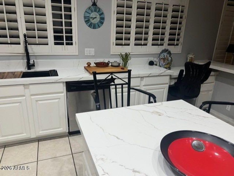 New Kitchen Quartz Counters 3 20712 N 56