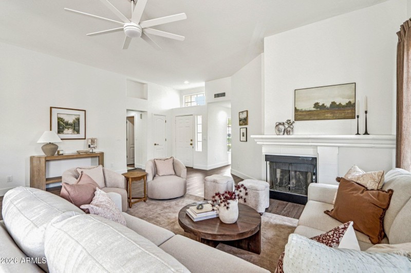 11-web-or-mls-W Peninsula Cir-S0503-009