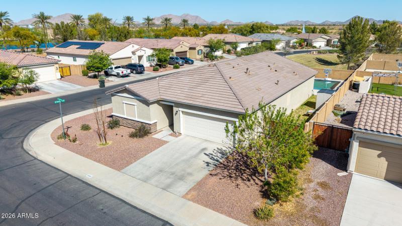 35 - Excursion Drone