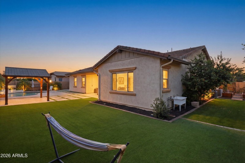 45-IMG_6133_twilight_64653774-0120-4ef6-