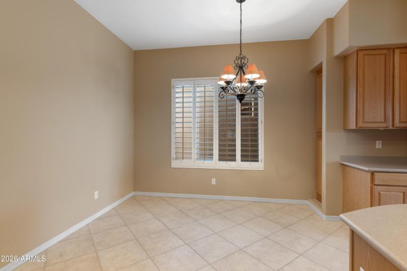 7363 E Eagle Feather