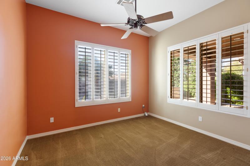 7363 E Eagle Feather