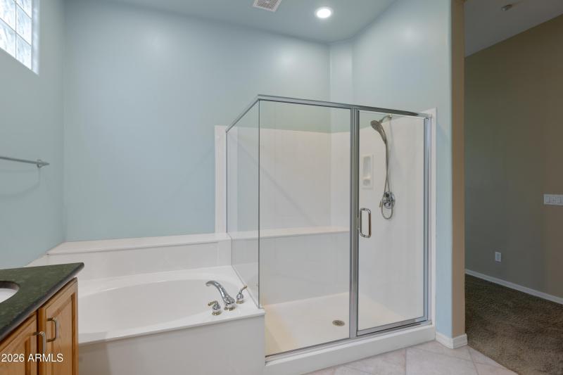 7363 E Eagle Feather