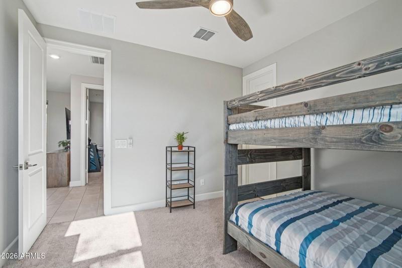 18-web-or-mls-W Hiddenview Dr-S0603-018