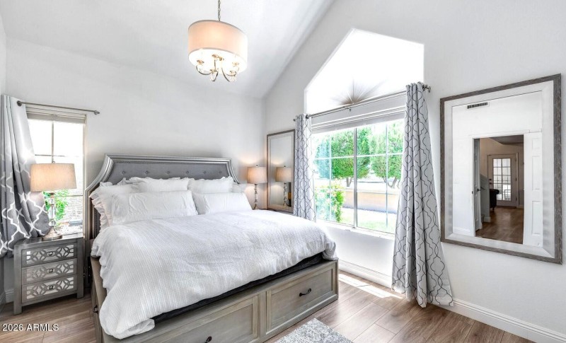 Main level primary bedroom