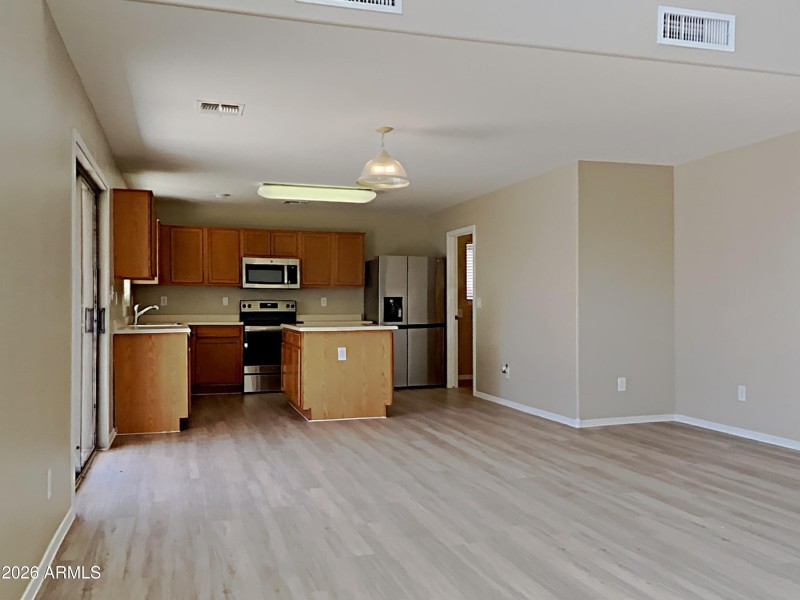 1004166.1083 W Desert Basin Drive_6