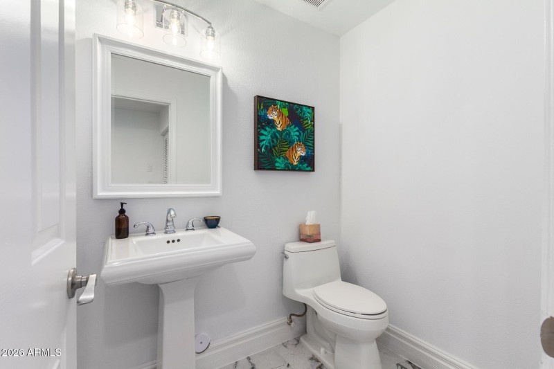 0020-20 - Via De La Lun