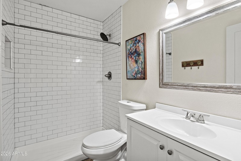 1717 E Union Hills-22