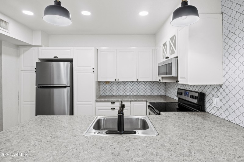 1717 E Union Hills-9