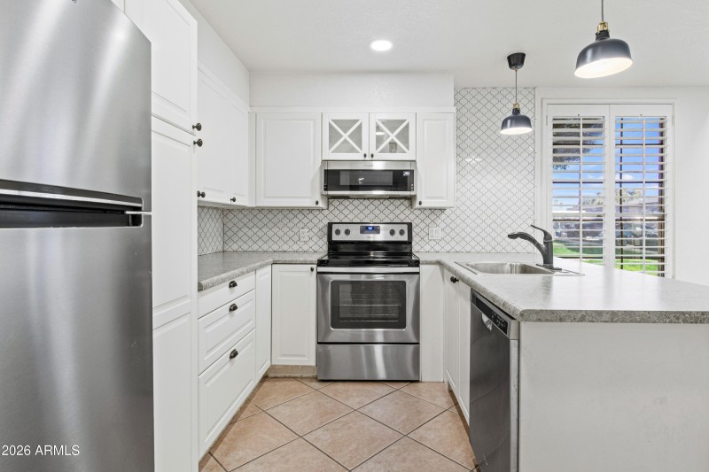 1717 E Union Hills-8