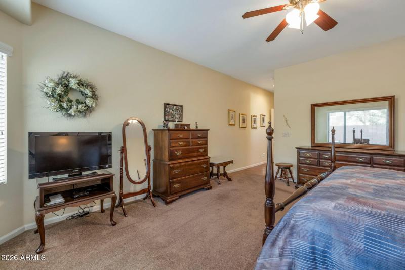 29-web-or-mls-Qp-4049