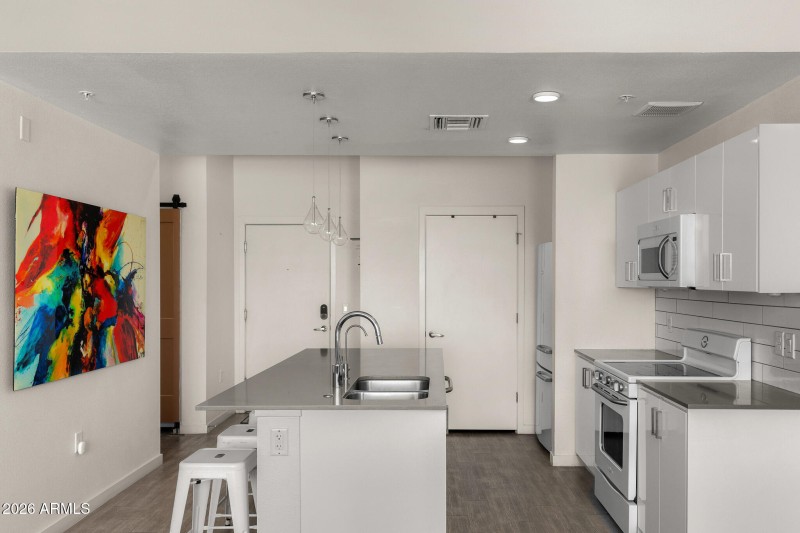 Open Kitchen