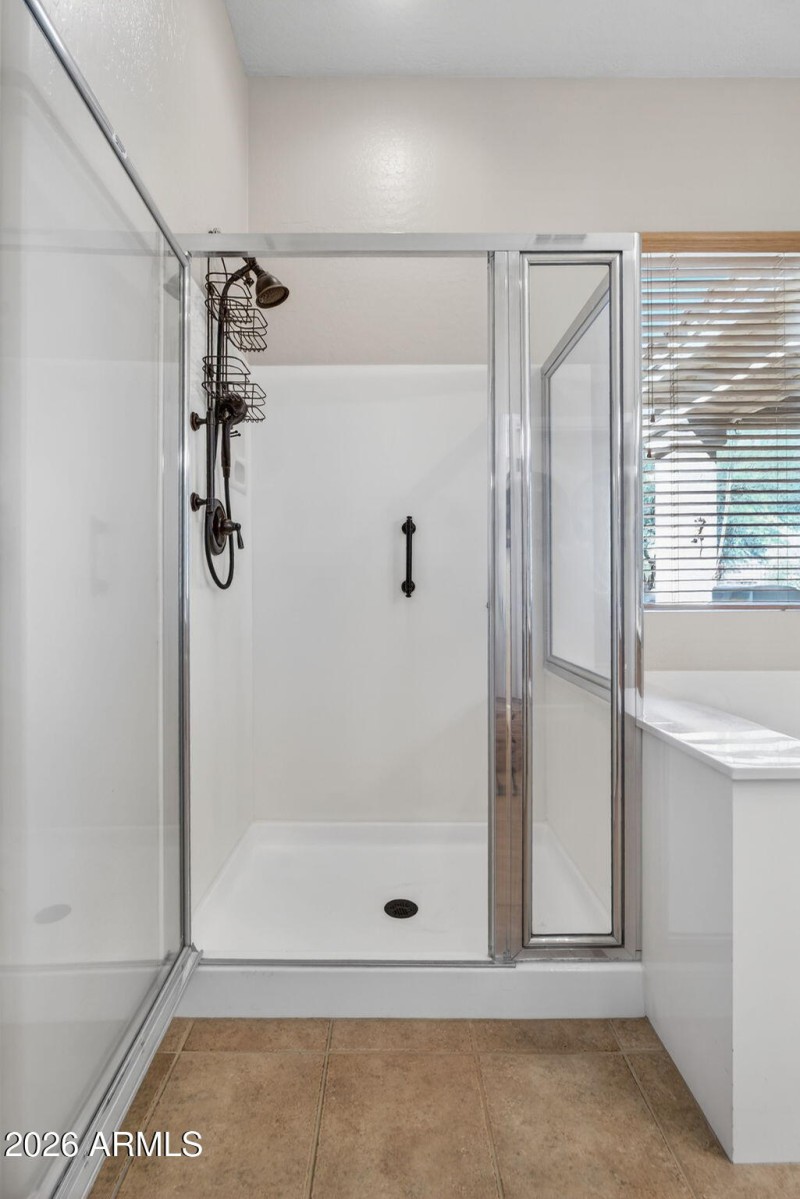 35-web-or-mls-43S 184th Pl