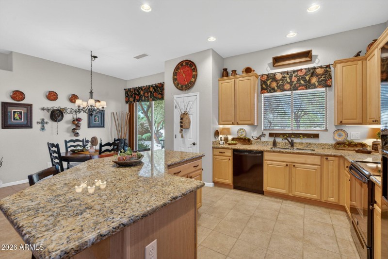 17-web-or-mls-21S 184th Pl