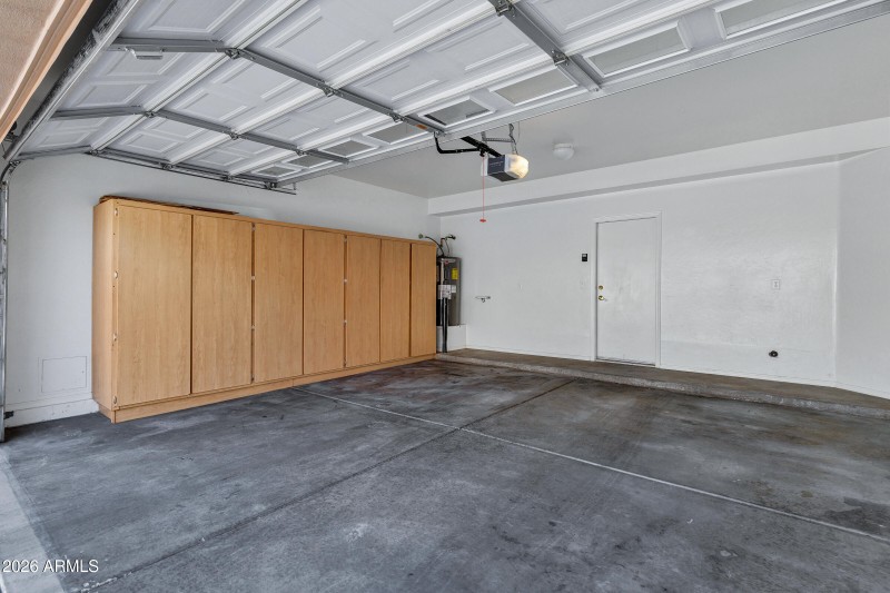 315 W Mountain Sage Dr-27