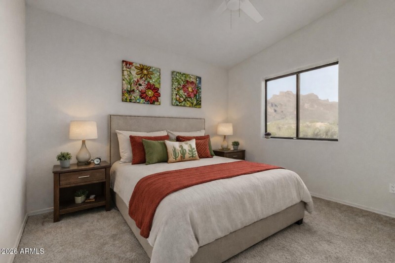 Cozy desert-inspired bedroom design