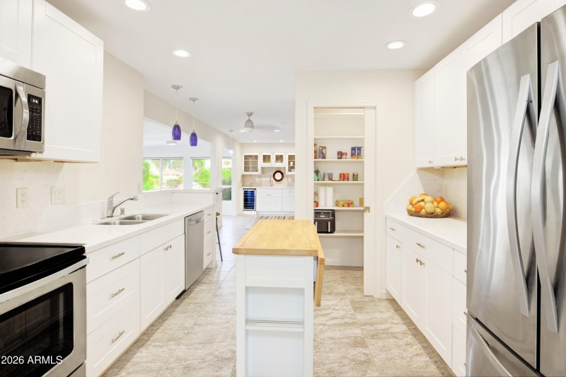 Updated Kitchen with pantry