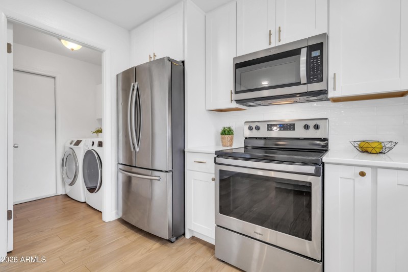 6003 S College Ave-11