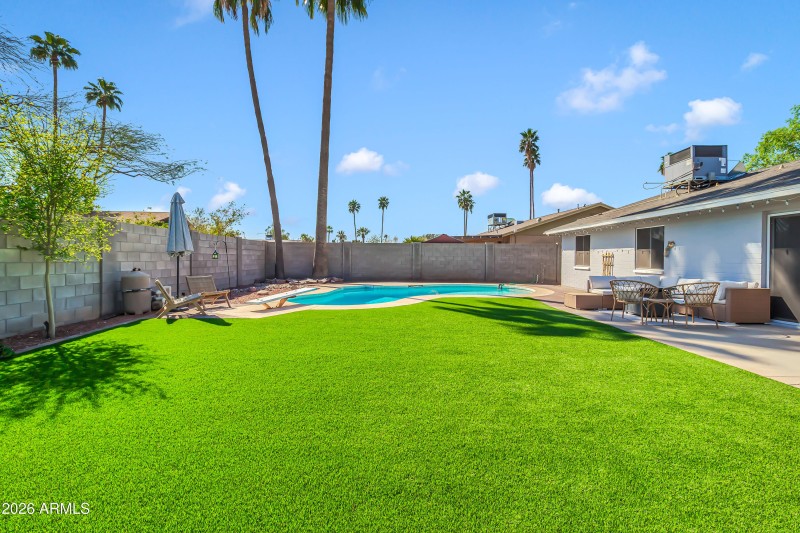 6003 S College Ave-34