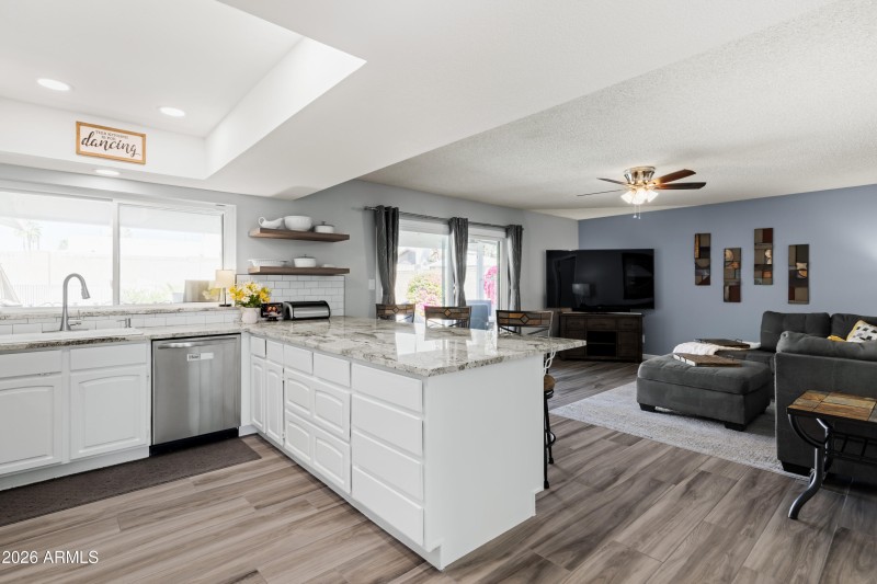 4948 E Corrine Dr QA_32