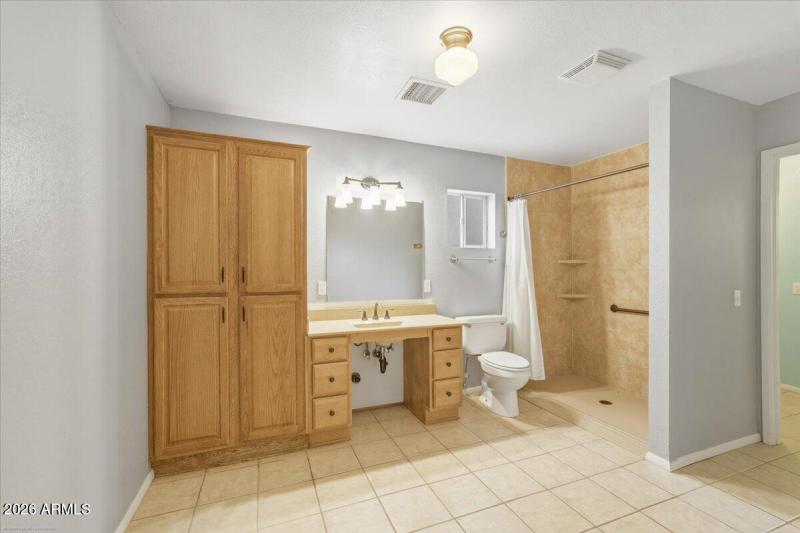 14-Primary Suite