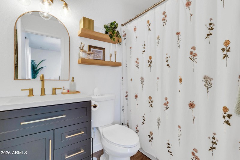 6003 S College Ave-19