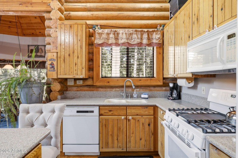 2070GobblerLn-ForestLakes-AZ-15