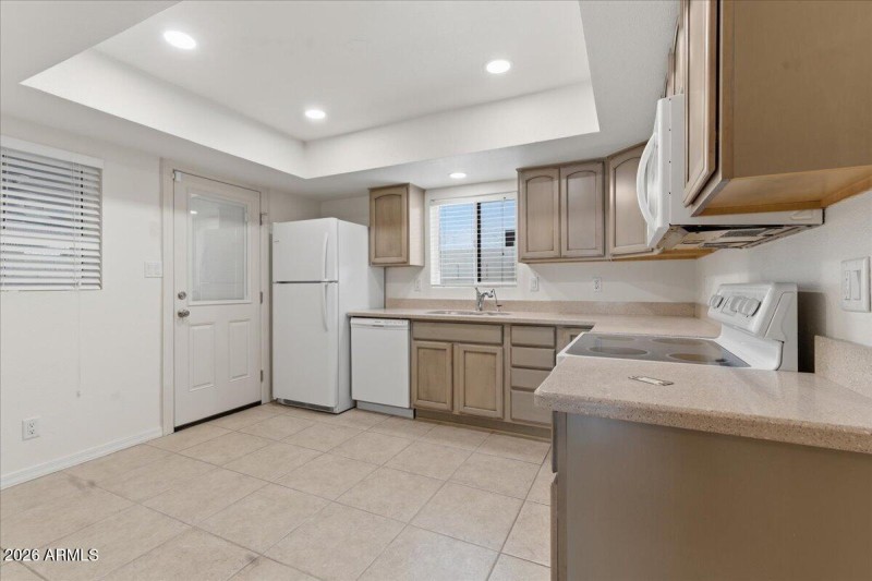 09-Kitchen