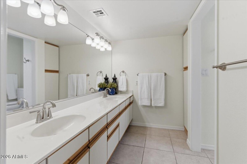23-Primary Bathroom