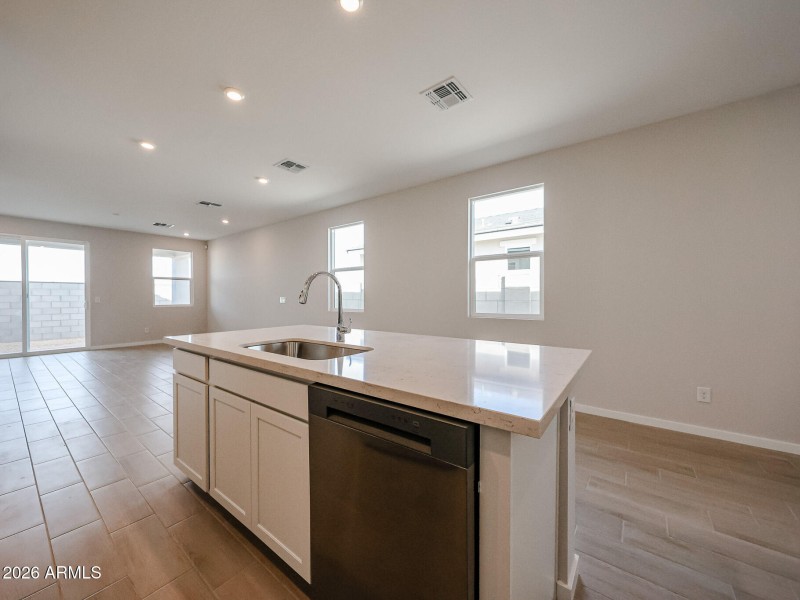 18_New-Home-for-Sale_Buckeye_AZ-Teravali