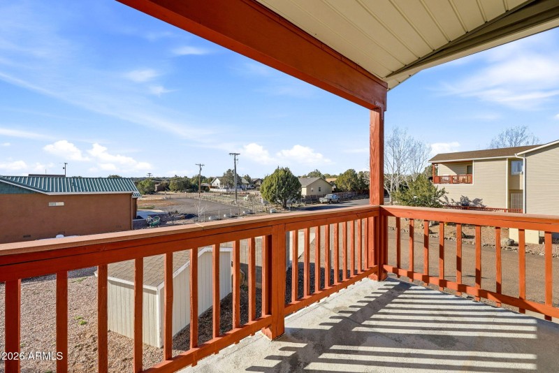 1975VillageDr-ShowLowAZ-12