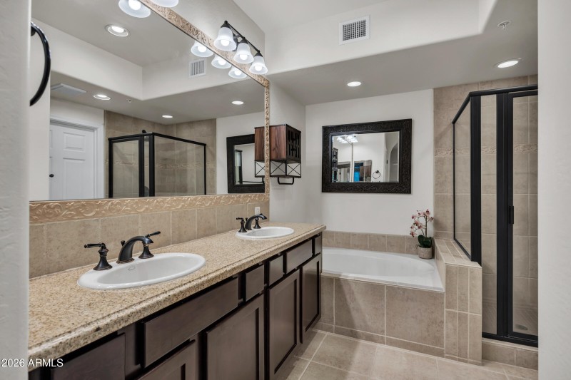 3935 E Rough Rider Rd #1250-20