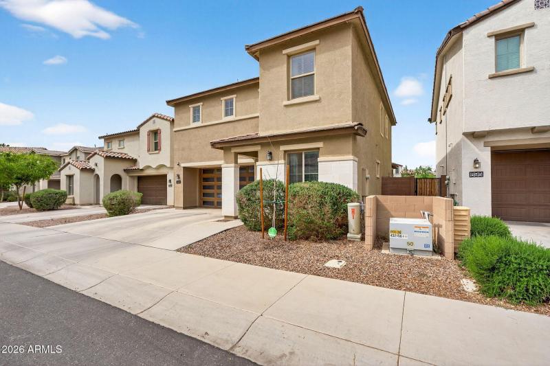 3-web-or-mls-46N Sparrow Ct