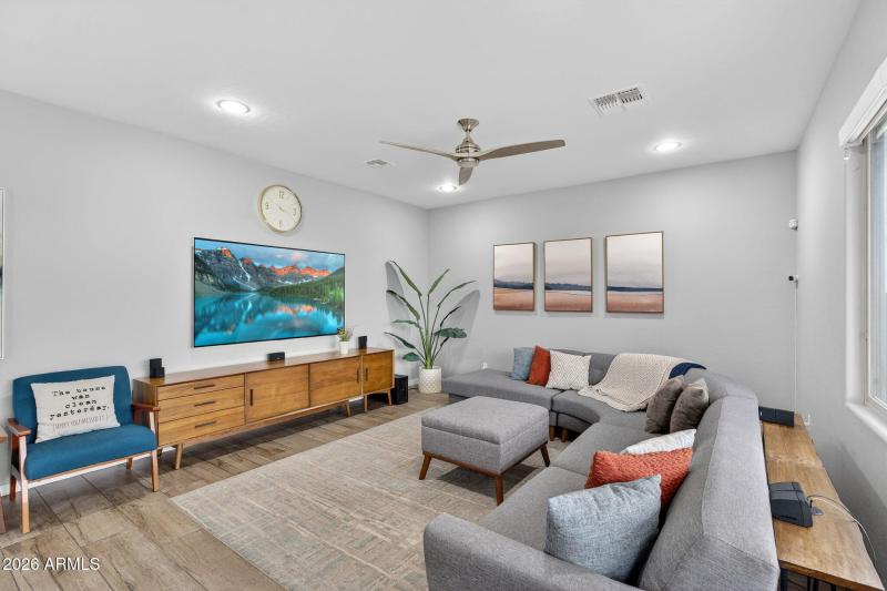 7-web-or-mls-10N Sparrow Ct