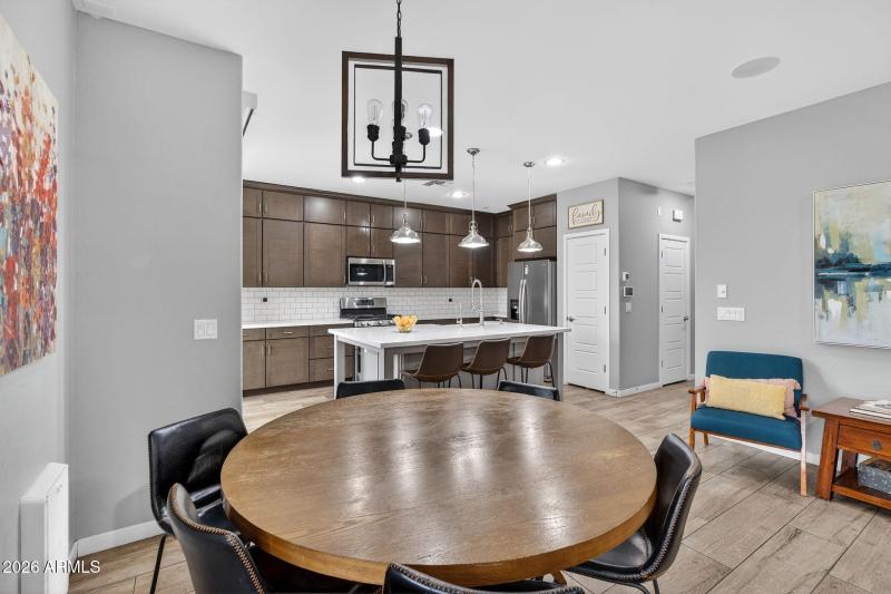 18-web-or-mls-09N Sparrow Ct