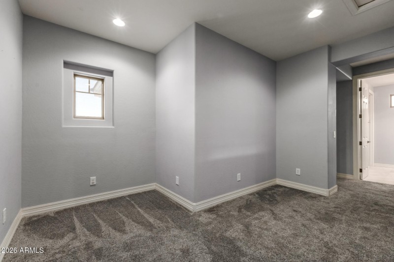 Media space / office