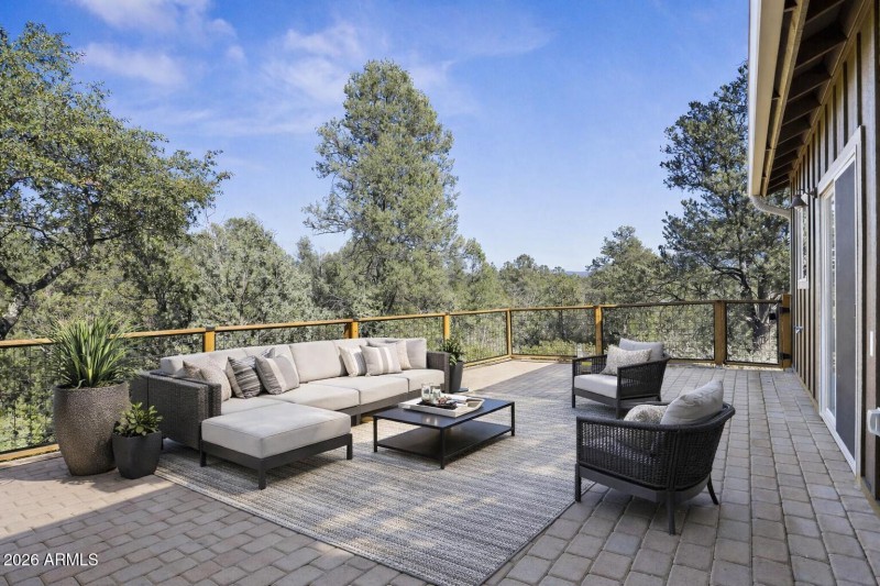 20251229232838430914000000-o