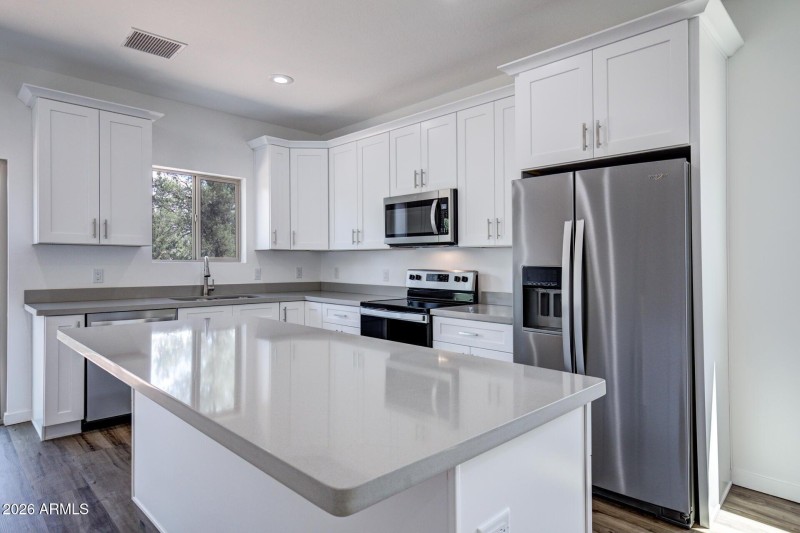 20251030024044679876000000-o