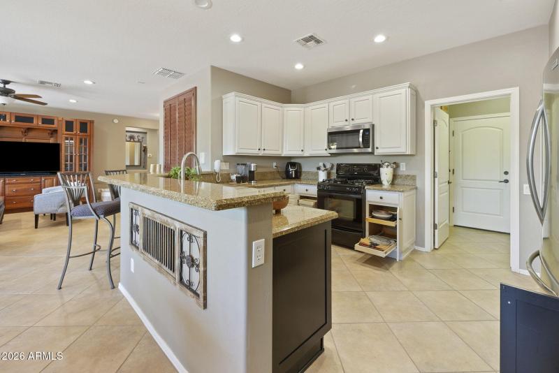 44-web-or-mls-_TM_0121