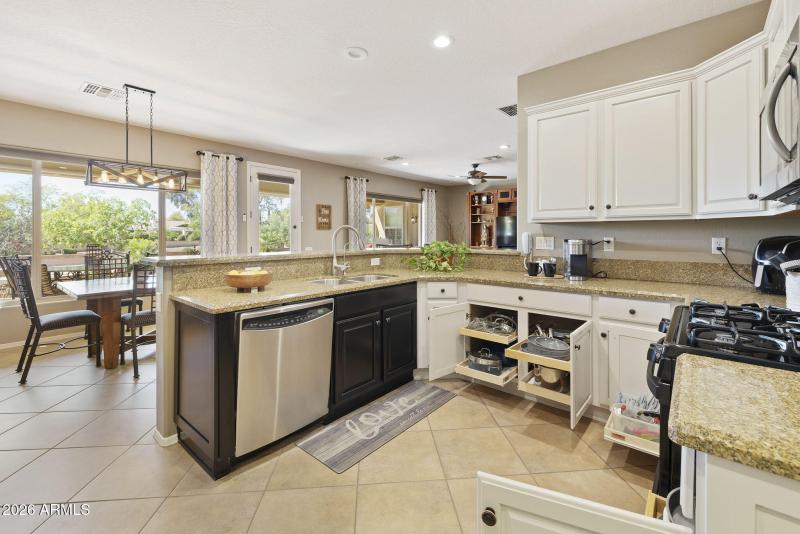 45-13449 W Junipero Dr